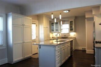 115 E Lincoln St in Birmingham, MI - Building Photo - Building Photo