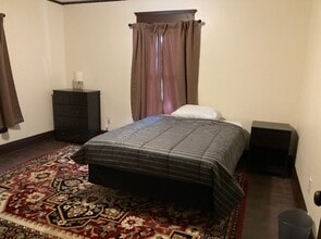 212 E South St in South Bend, IN - Building Photo - Building Photo