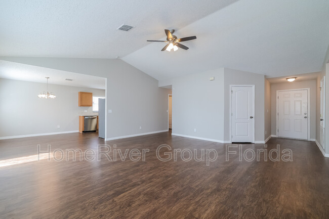 1630 Redfin Dr photo'