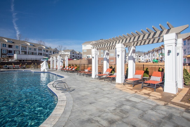 Berkmar Landing Apartments