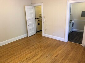 1470 Beacon St, Unit 03 in Brookline, MA - Building Photo