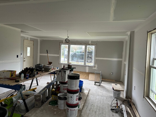 952 South St in Apulia Station, NY - Building Photo - Building Photo