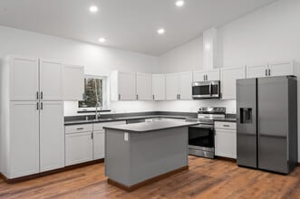 3110 Psalms Blvd in Fairbanks, AK - Building Photo - Building Photo