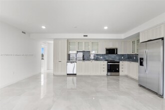 14530 SW 261st Terrace in Princeton, FL - Building Photo - Building Photo