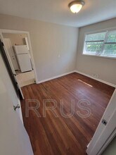 2176 Lilac Ln in Decatur, GA - Building Photo - Building Photo