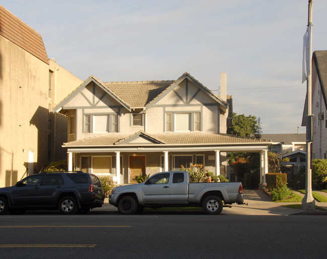 1811 E Ocean Blvd in Long Beach, CA - Foto de edificio - Building Photo