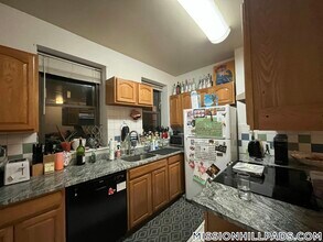 715 Parker St in Boston, MA - Building Photo - Building Photo