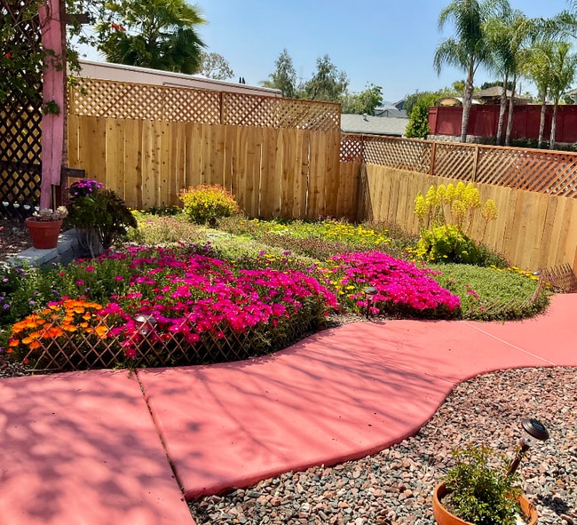 9859 Gandy Ave in Santee, CA - Foto de edificio - Building Photo