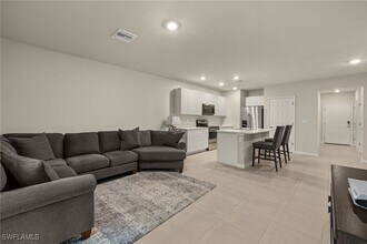 15330 Wildflower Cir in Naples, FL - Building Photo - Building Photo