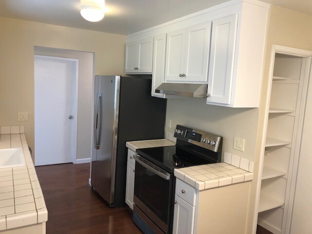 1033 Regent St, Unit Apt B in Alameda, CA - Foto de edificio - Building Photo