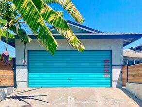 3809 Floral Dr, Unit 3809 in Los Angeles, CA - Foto de edificio - Building Photo