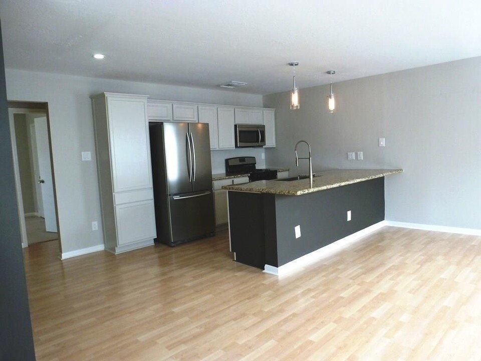 1101 Saulnier St in Houston, TX - Building Photo