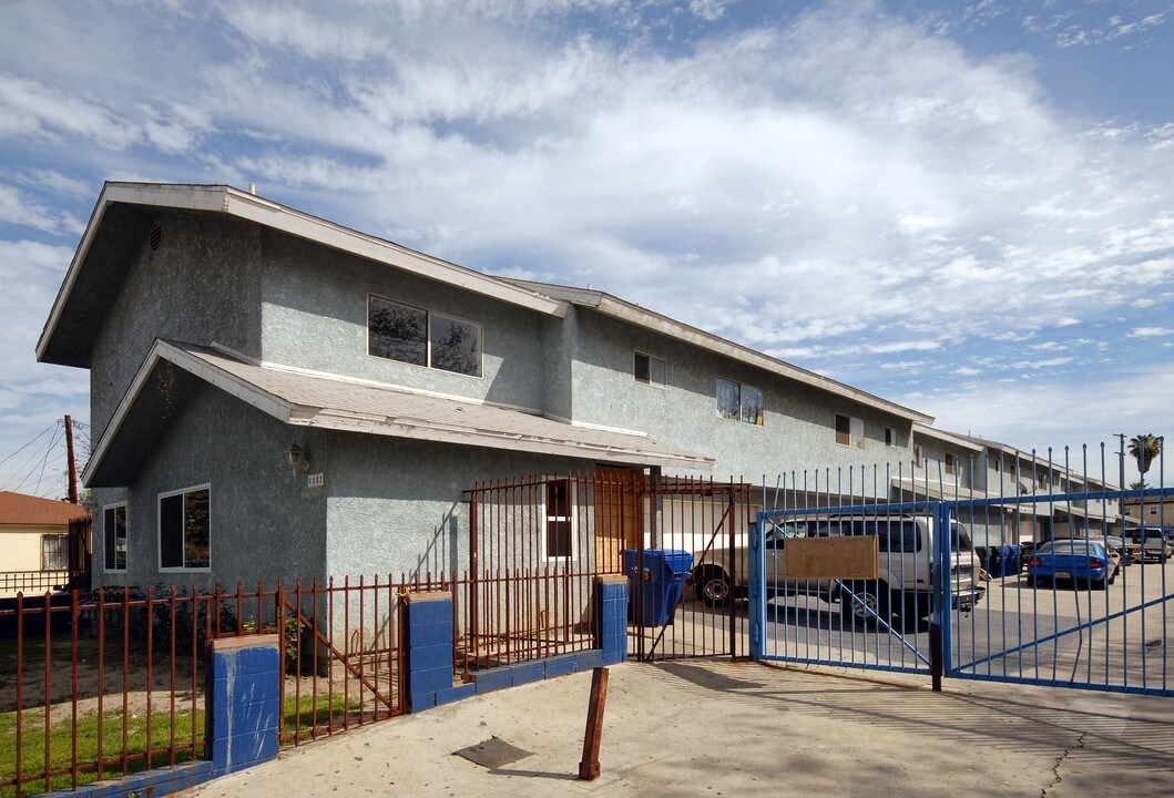 6832 Colmar Ave in Bell Gardens, CA - Building Photo
