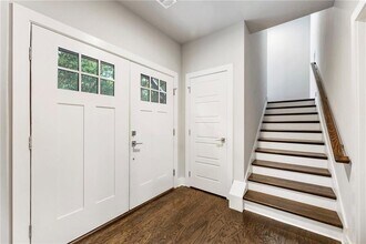 1819 Huntington Hills Ln NW in Atlanta, GA - Building Photo - Building Photo