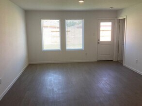 17955 Valle Cupa Ln in New Caney, TX - Building Photo - Building Photo