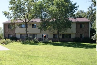 St. Francis Apartments in St Francis, MN - Building Photo - Building Photo