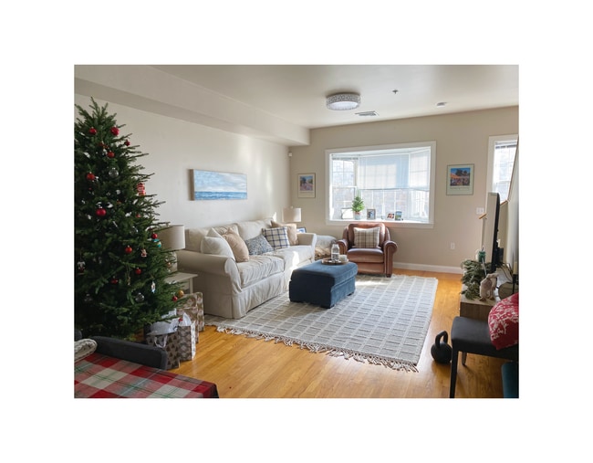 property at 523 Hancock St