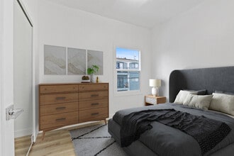 201 Normandie Ave in Los Angeles, CA - Building Photo - Building Photo