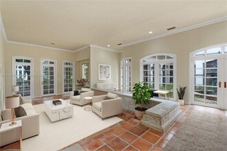 322 Costa Brava Ct in Coral Gables, FL - Building Photo - Building Photo