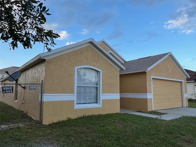 662 Basingstoke Ct in Kissimmee, FL - Foto de edificio - Building Photo