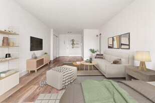 104-40 Queens Blvd in Queens, NY - Building Photo