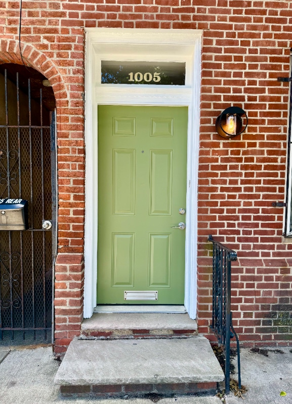 property at 1005 Frankford Ave