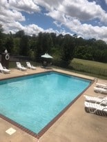 Cottonwood Apartments in Athens, AL - Building Photo