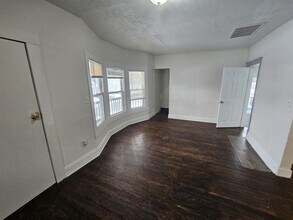 686 E 118th St in Cleveland, OH - Building Photo - Building Photo