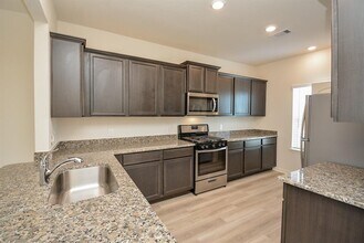 545 Amberwood Pk Dr in Katy, TX - Building Photo - Building Photo