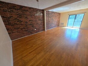 123 Elm St in Quincy, MA - Building Photo - Building Photo