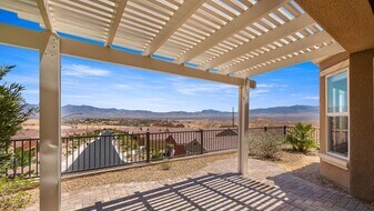 770 Frontier Pass Trl