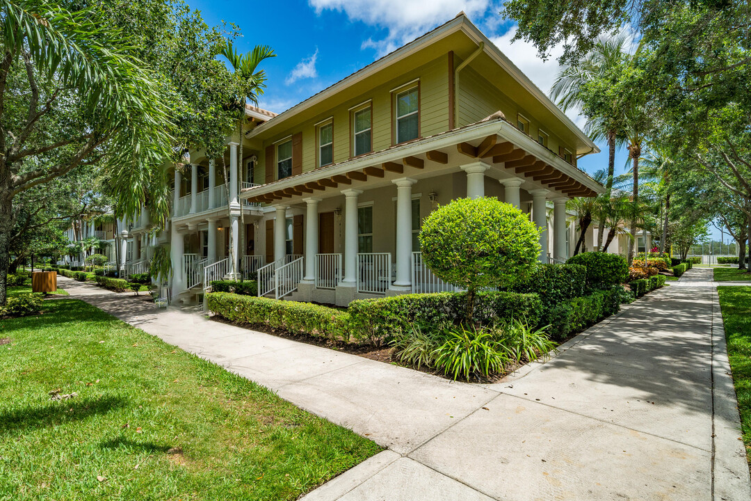 4198 St Lukes Ln in Jupiter, FL - Foto de edificio