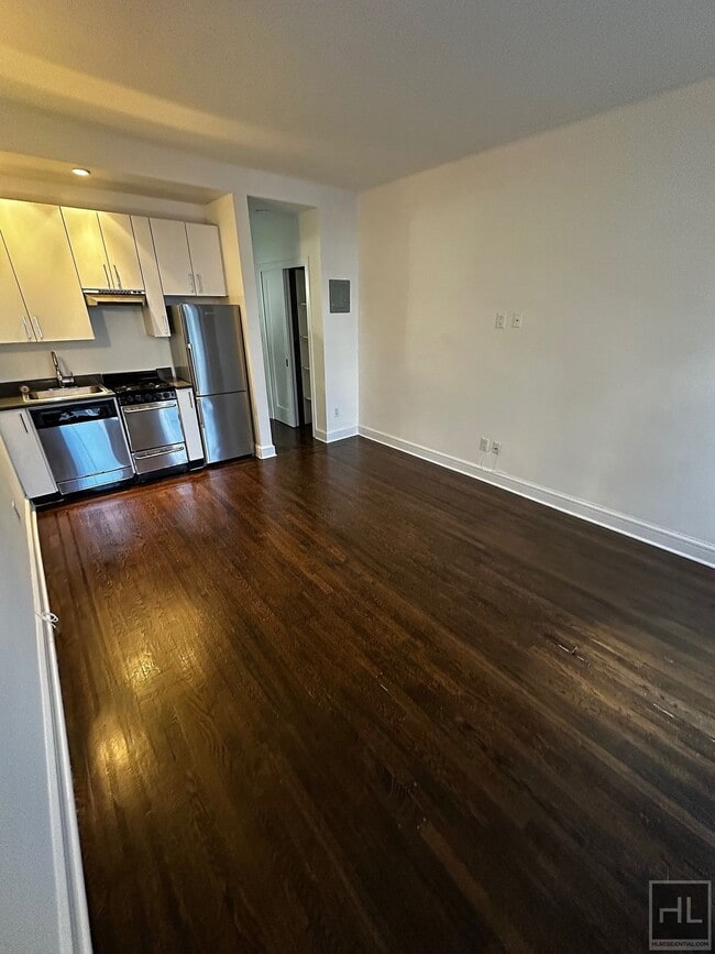 EAST 87 STREET in New York, NY - Foto de edificio - Building Photo