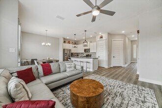 964 Ford Pines Ln in Houston, TX - Building Photo - Building Photo