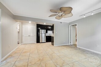 401 N Cromwell Rd in Savannah, GA - Building Photo - Building Photo
