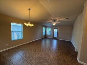 206 Anacua Loop in Manchaca, TX - Building Photo - Building Photo