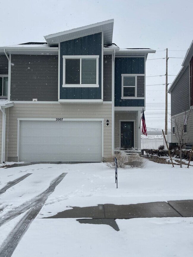 2007 N Chianti St in Saratoga Springs, UT - Building Photo - Building Photo
