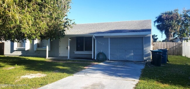 1204 Linmoor Cir NE in Palm Bay, FL - Building Photo - Building Photo