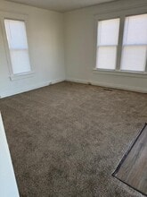 206 N 3rd St in Marshalltown, IA - Building Photo - Building Photo