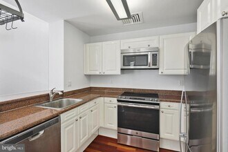 1500 Chestnut St in Philadelphia, PA - Building Photo - Building Photo