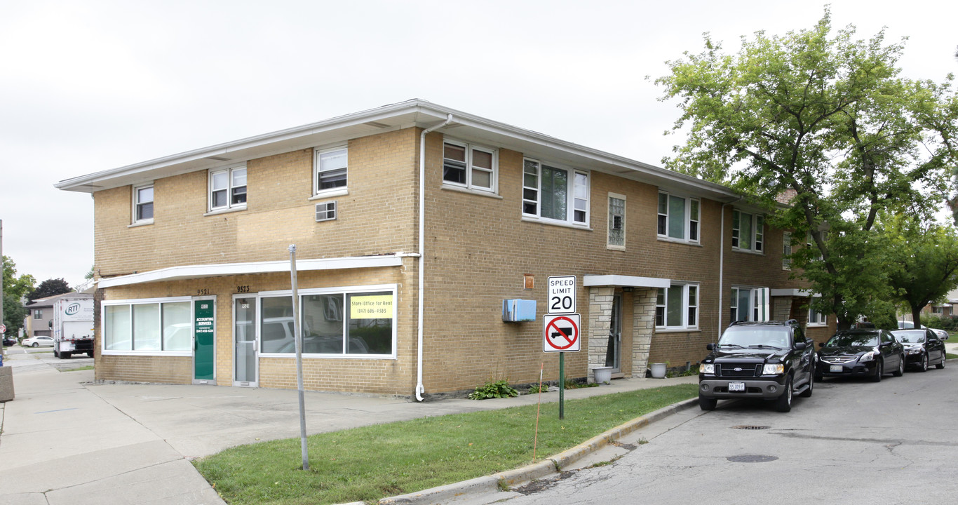 9521-9523 Franklin Ave in Franklin Park, IL - Building Photo