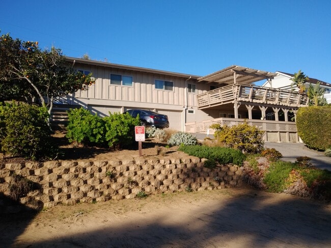 775 Neptune Ave, Unit 775 A