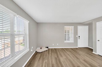 The Parker Apartment Homes in Edmond, OK - Foto de edificio - Building Photo