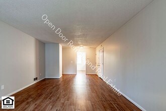 4934 Vermont Ln in Fort Wayne, IN - Building Photo - Building Photo