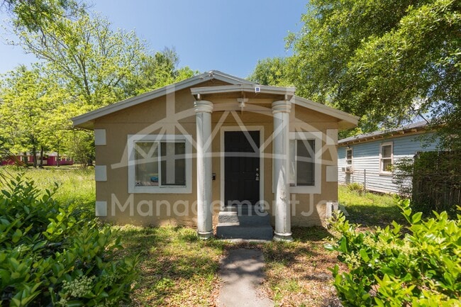 property at 2210 Pullman Ave