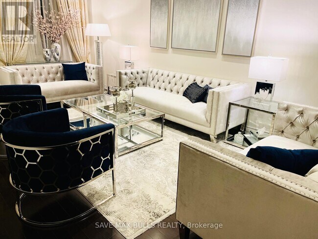 7 Shediac Rd in Brampton, ON - Building Photo - Building Photo