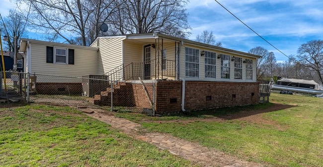 753 Pistol Club Rd in Easley, SC - Building Photo - Building Photo