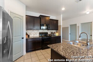 1367 Fall Cover St in New Braunfels, TX - Building Photo - Building Photo