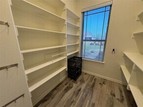 6611 Pinehurst Dr in Granbury, TX - Building Photo - Building Photo