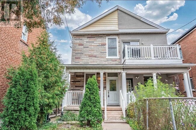 property at 401 Crawford St